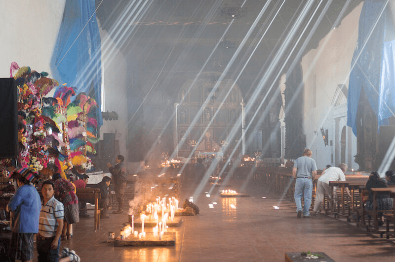 Interior of of the Iglesia Santo Tomás.